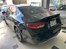 Chrysler 200